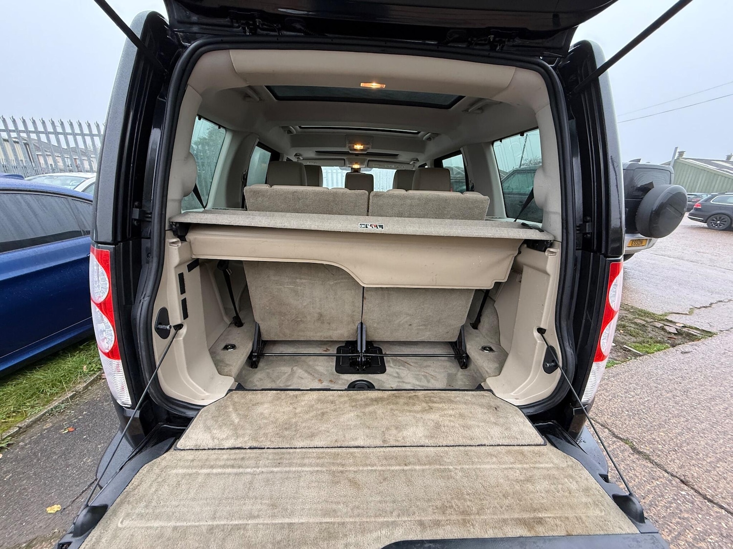 Used Land Rover Discovery 2009 for sale - 76996219: Photo 27