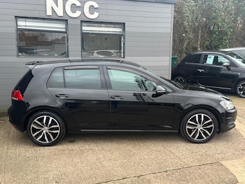 Used Volkswagen Golf 2014 for sale - 77957232: Photo