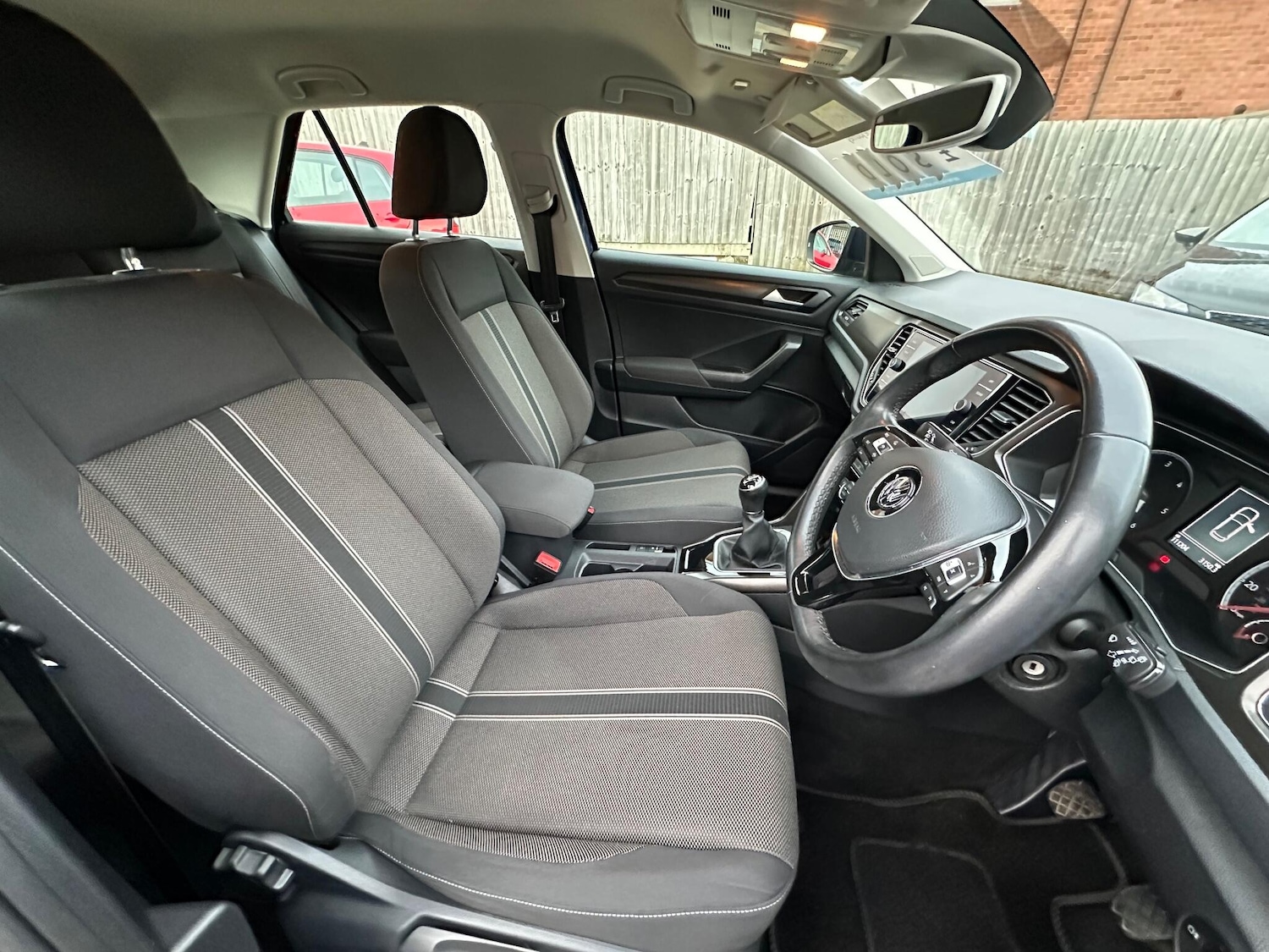 Used Volkswagen T-Roc 2019 for sale - 77155288: Photo 21