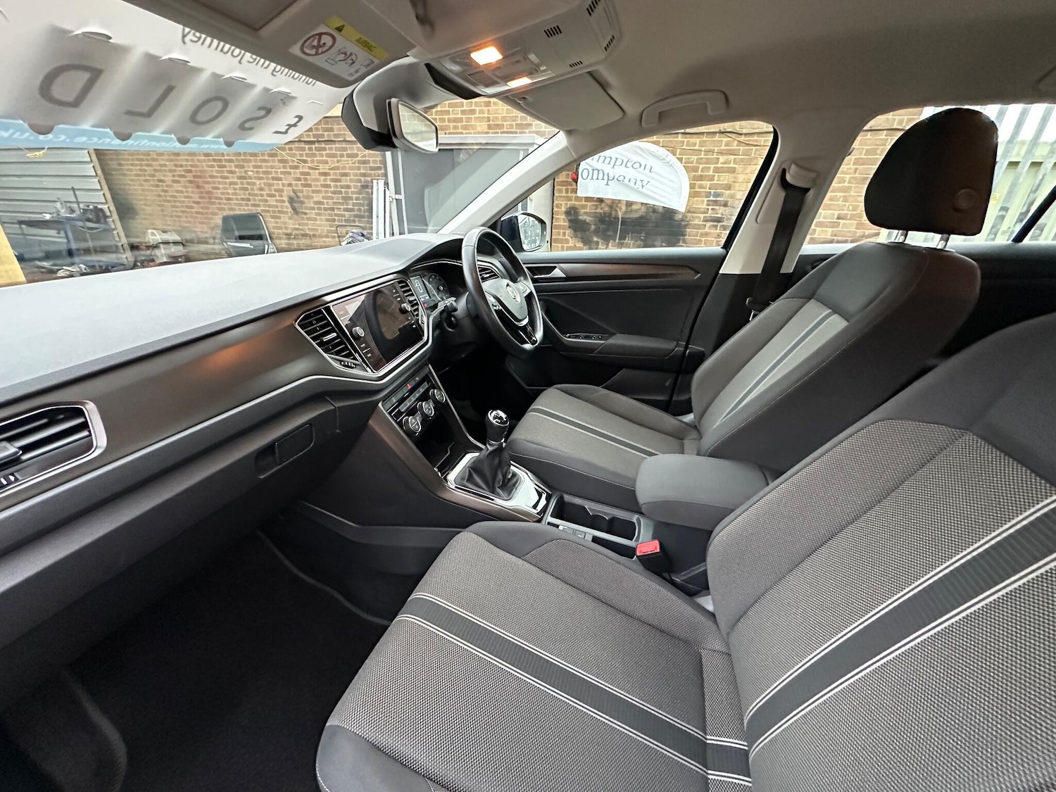 Used Volkswagen T-Roc 2019 for sale - 77155288: Photo 22