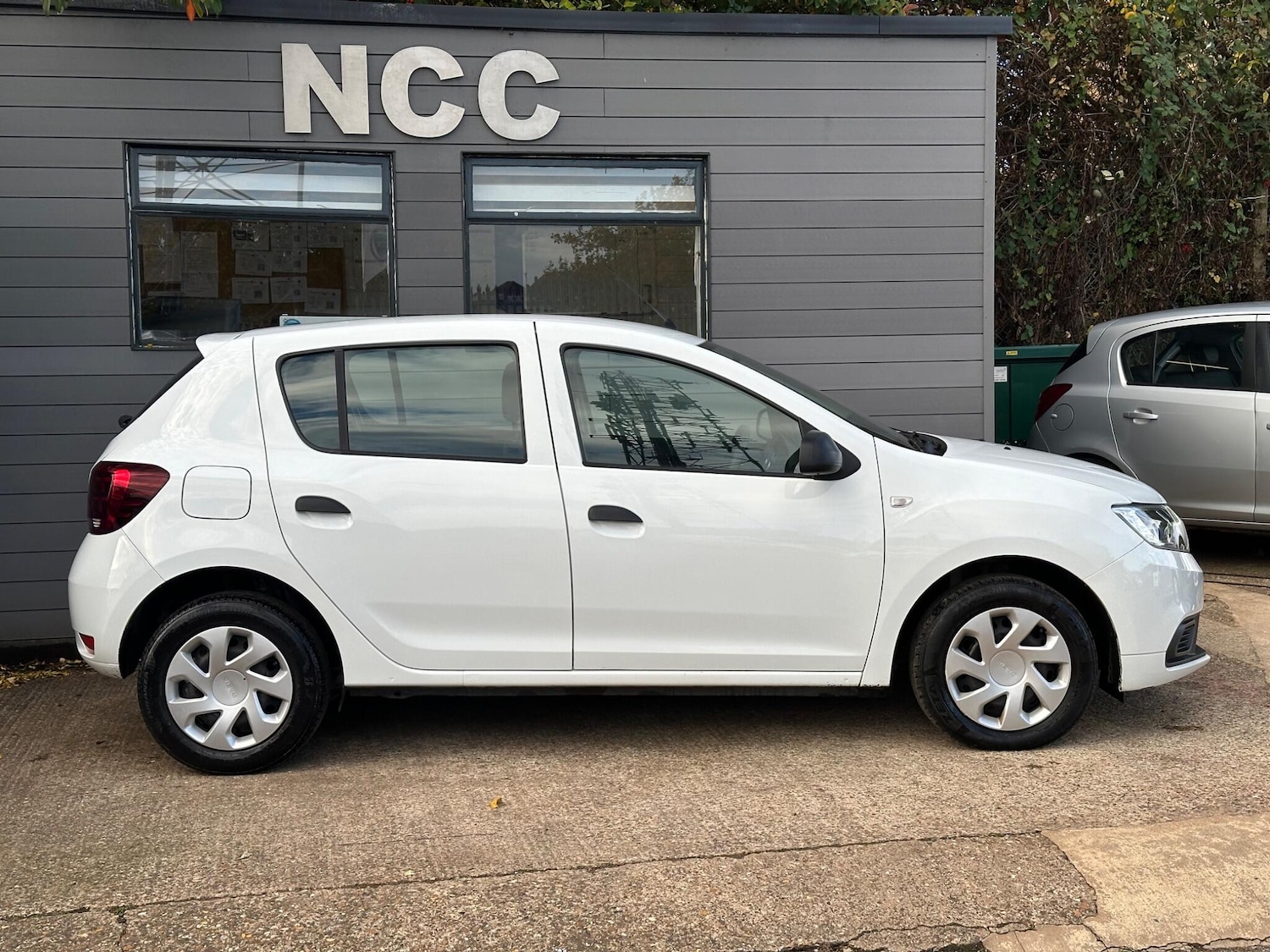 Used Dacia Sandero 2020 for sale - 76995584: Photo 6