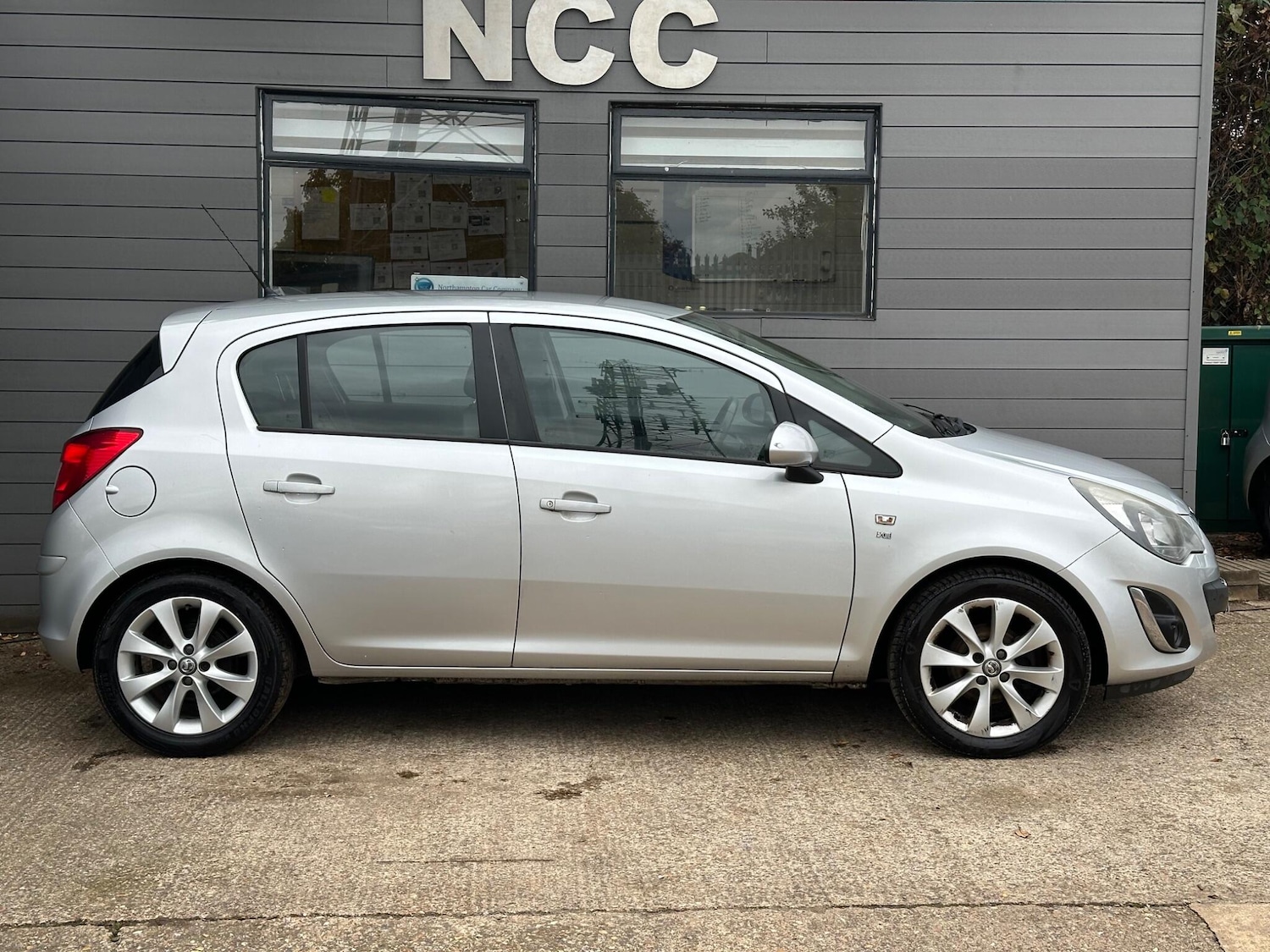 Used Vauxhall Corsa 2014 for sale - 76121892: Photo 7