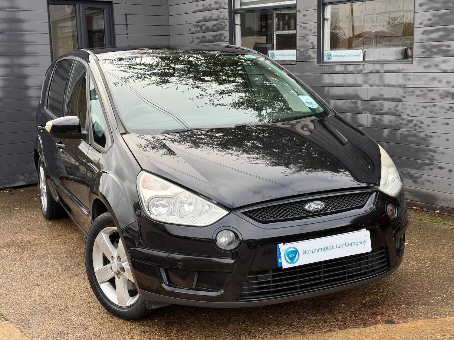 Used Ford S-Max 2006 for sale - 76632867: Photo 1