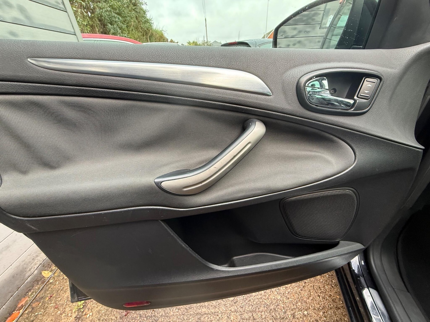 Used Ford S-Max 2006 for sale - 76632867: Photo 2