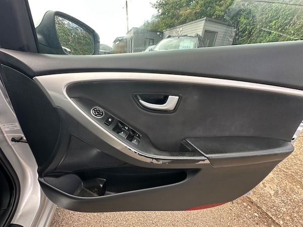 Used Hyundai i30 2013 for sale - 75458729: Photo 10