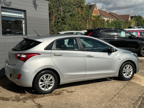 Used Hyundai i30 2013 for sale - 75458729: Photo 16