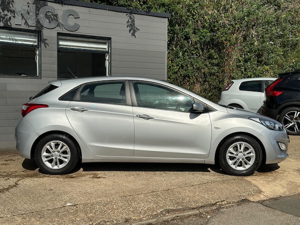 Used Hyundai i30 2013 for sale - 75458729: Photo 21