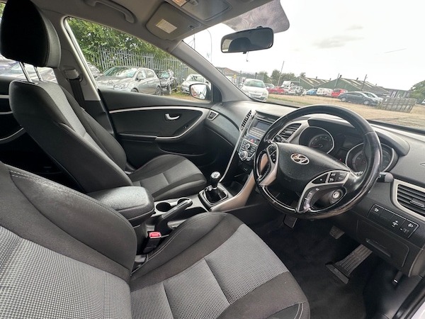 Used Hyundai i30 2013 for sale - 75458729: Photo 3