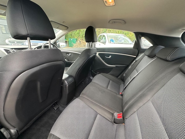 Used Hyundai i30 2013 for sale - 75458729: Photo 9