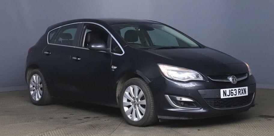 Used Vauxhall Astra 2013 for sale - 77119650: Photo 1