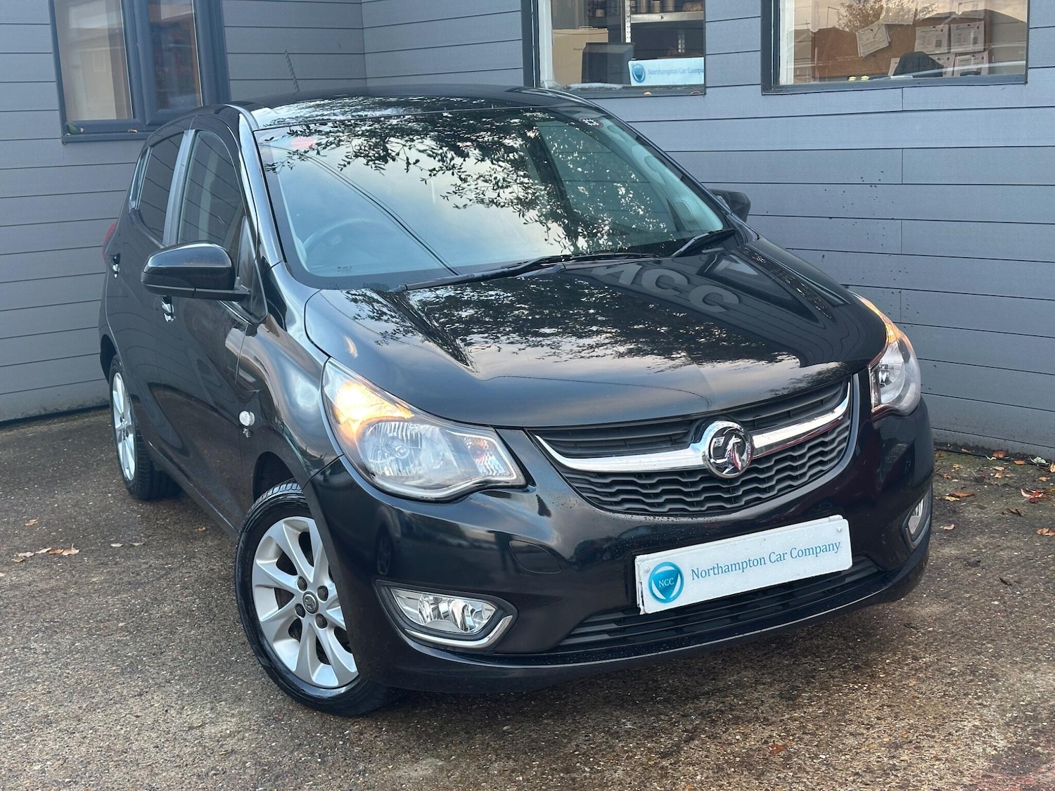 Used Vauxhall Viva 2015 for sale - 76270699: Photo 1