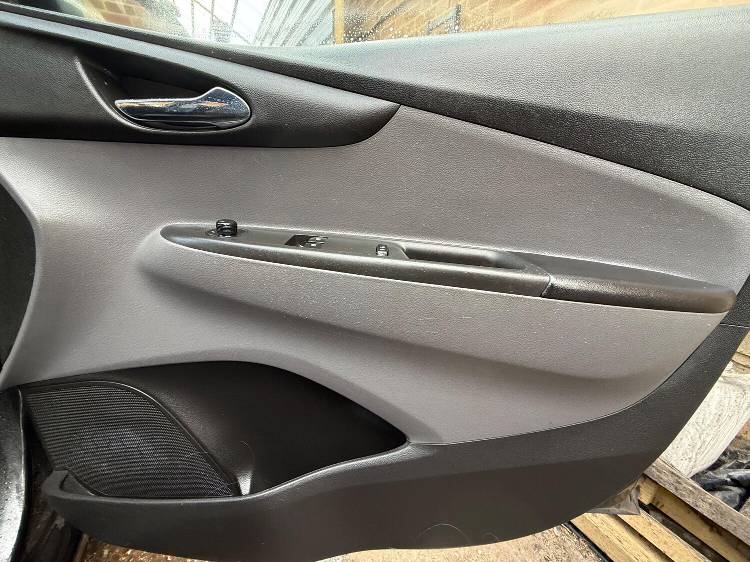 Used Vauxhall Viva 2015 for sale - 76270699: Photo 22