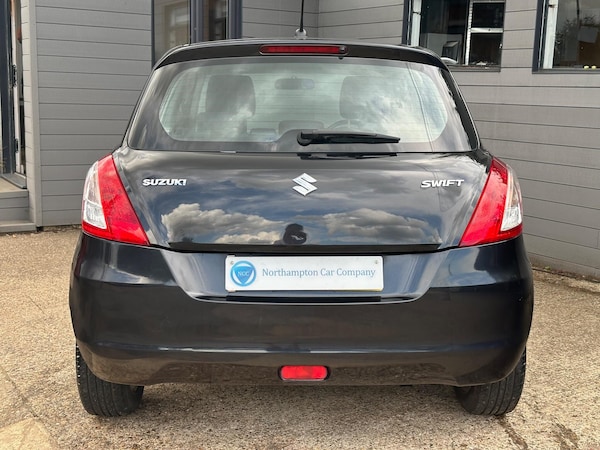 Used Suzuki Swift 2011 for sale - 75458566: Photo 10