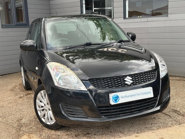 Used Suzuki Swift 2011 for sale - 75458566: Photo 1