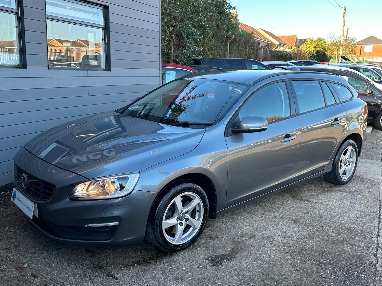 Used Volvo V60 2017 for sale - 76688750: Photo 16