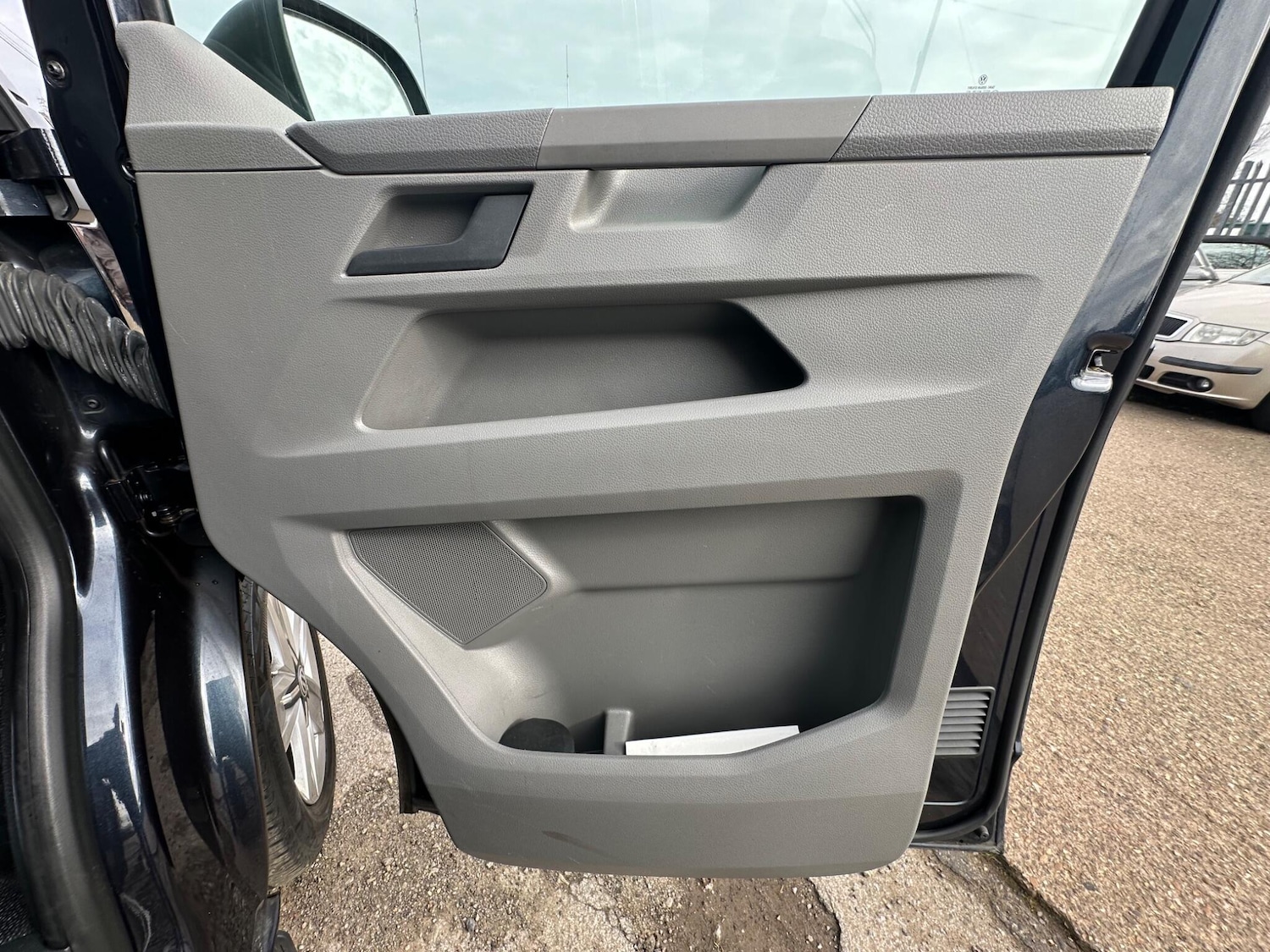 Used Volkswagen Transporter Shuttle 2021 for sale - 77738680: Photo 35