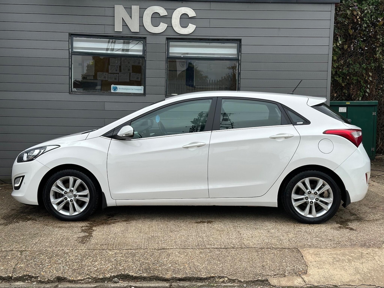 Used Hyundai i30 2012 for sale - 76032335: Photo 13