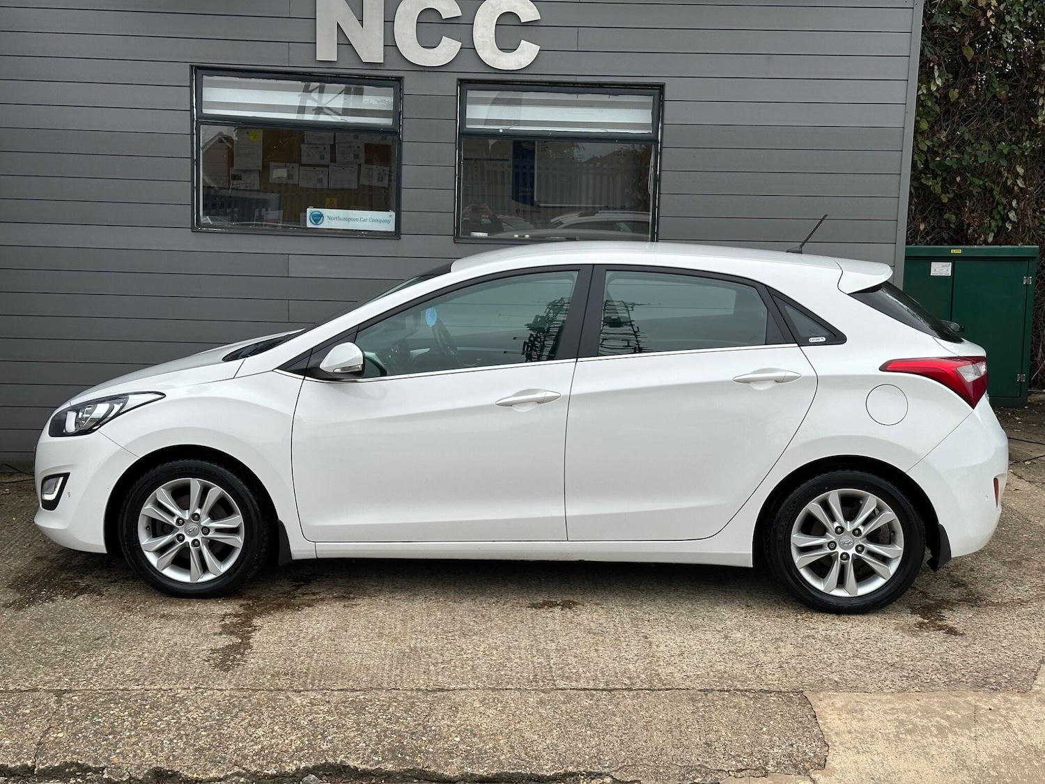 Used Hyundai i30 2012 for sale - 76032335: Photo 14