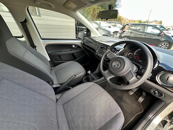 Used Volkswagen up! 2016 for sale - 77969750: Photo