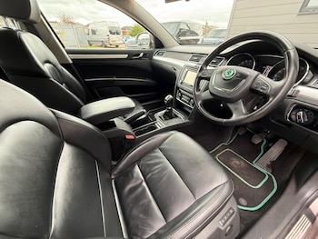 Used Skoda Superb 2012 for sale - 78572747: Photo