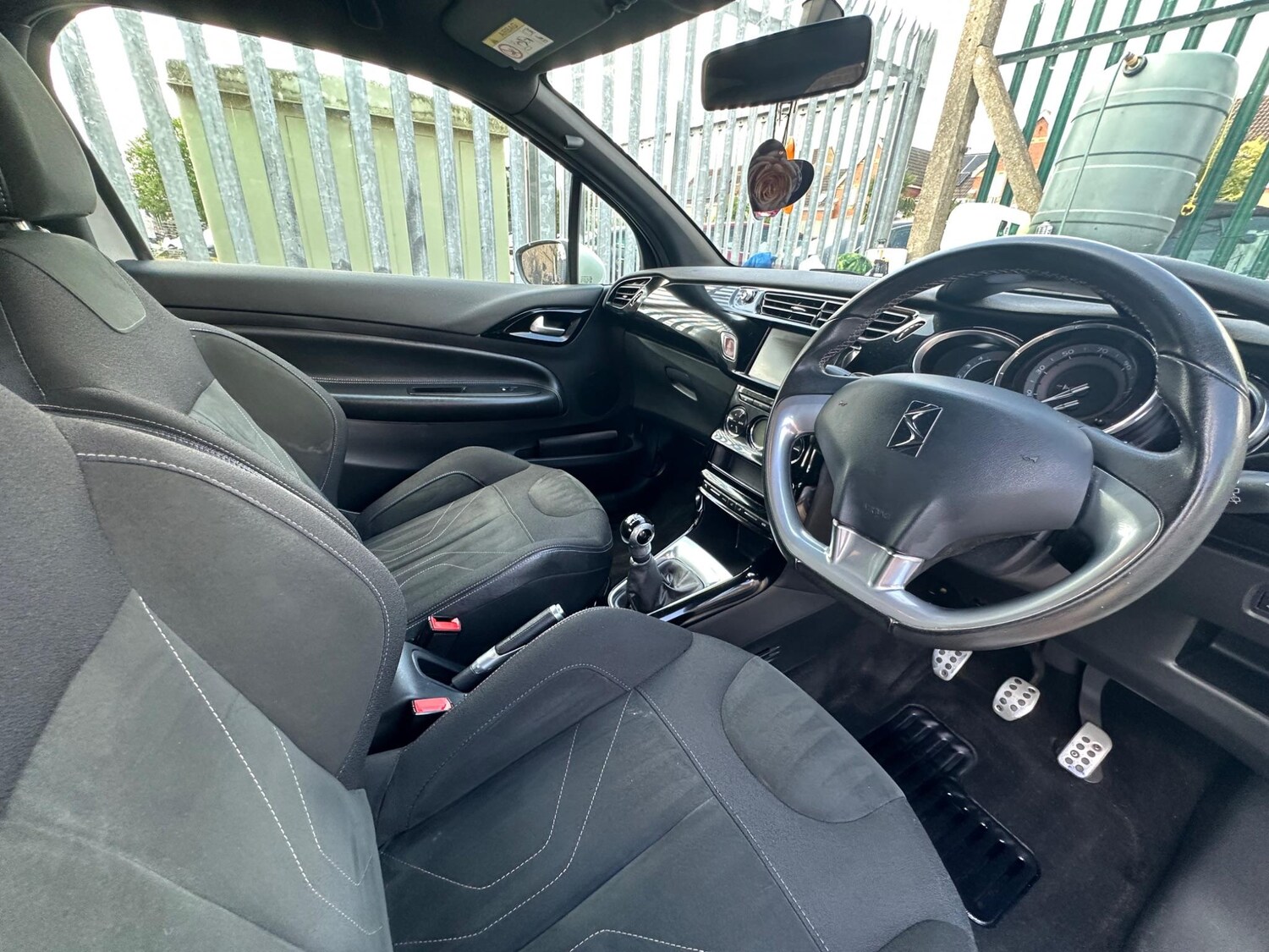 Vehicle 21