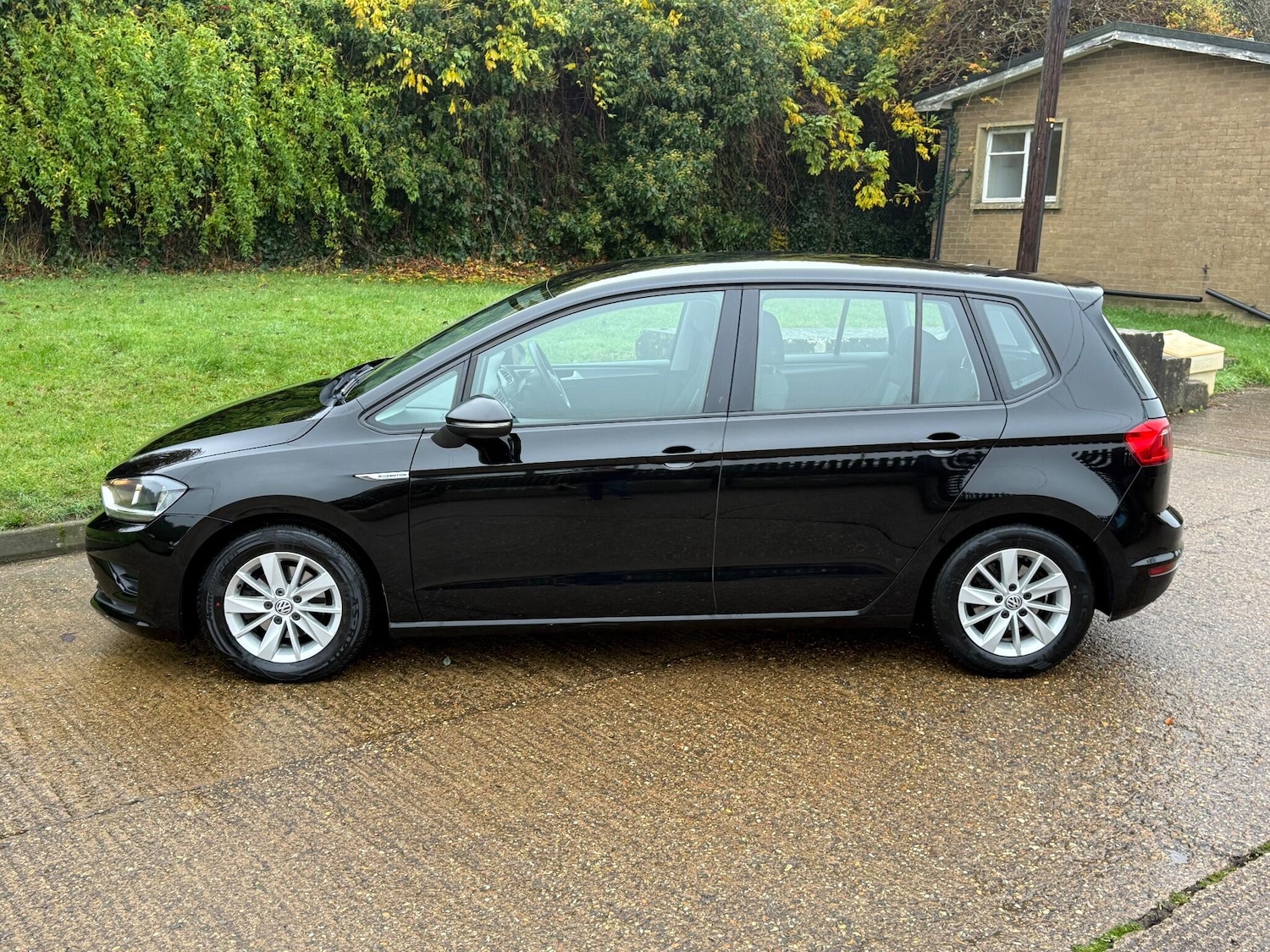 Used Volkswagen Golf SV 2015 for sale - 76990444: Photo 12
