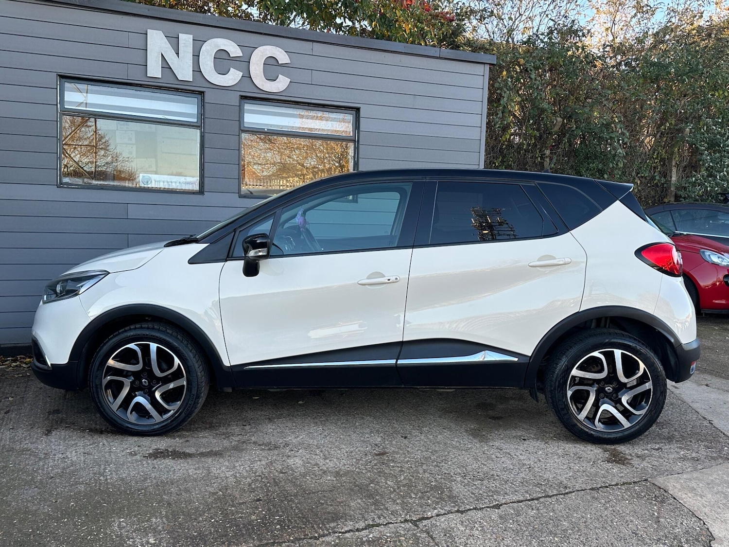 Used Renault Captur 2016 for sale - 76801206: Photo 14