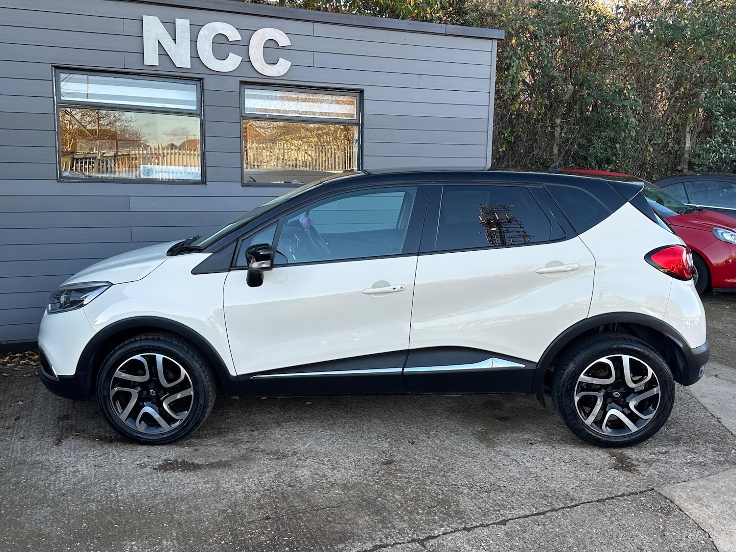 Used Renault Captur 2016 for sale - 76801206: Photo 15