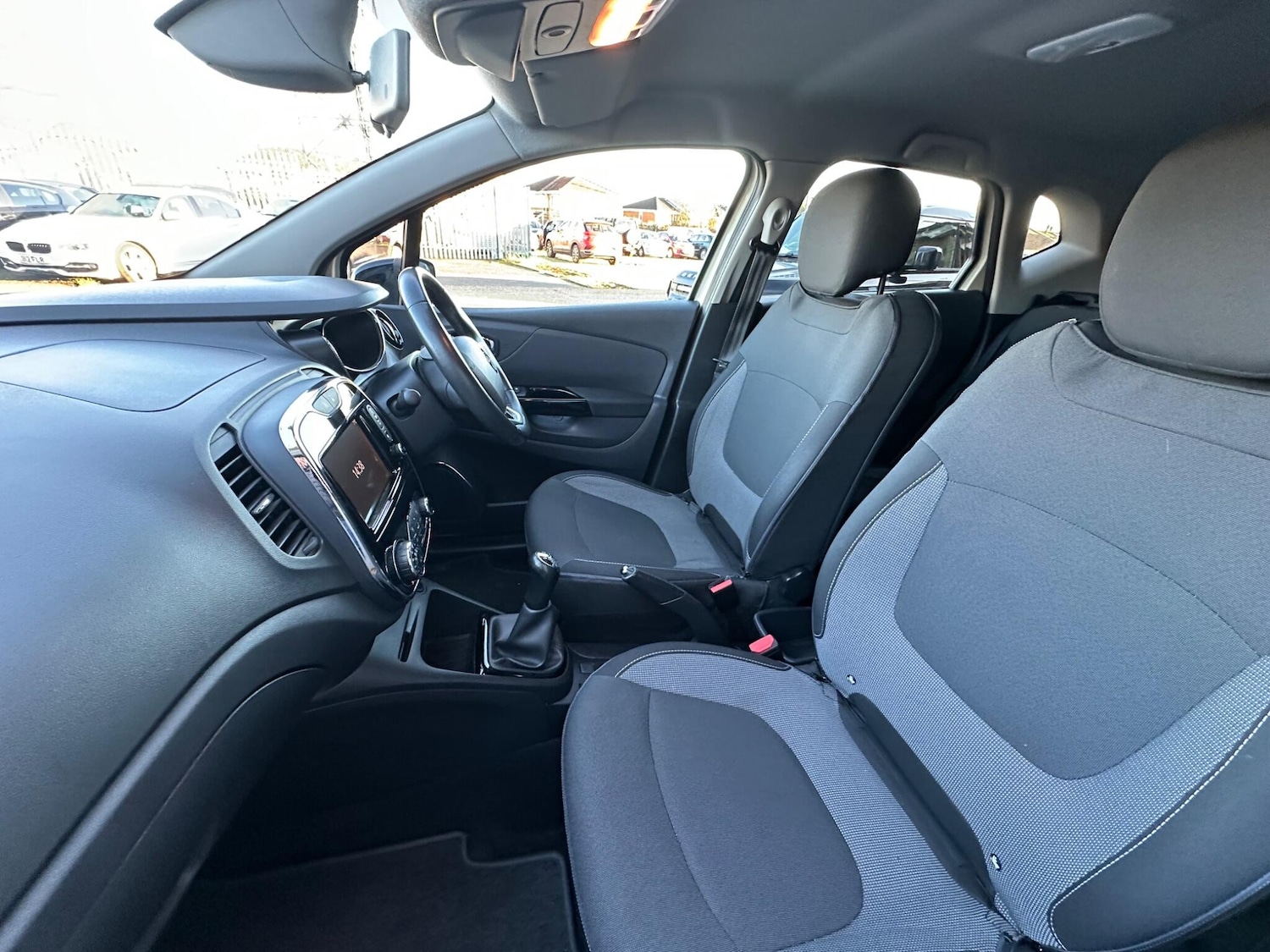 Used Renault Captur 2016 for sale - 76801206: Photo 24