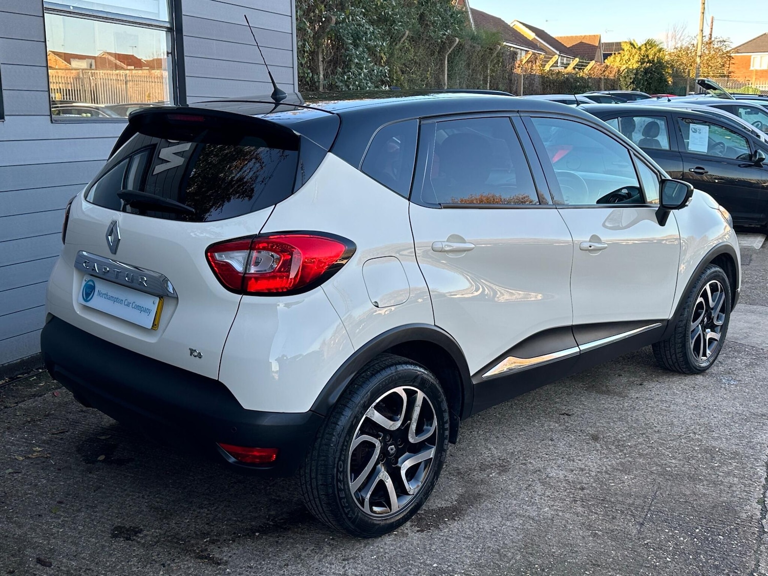 Used Renault Captur 2016 for sale - 76801206: Photo 9