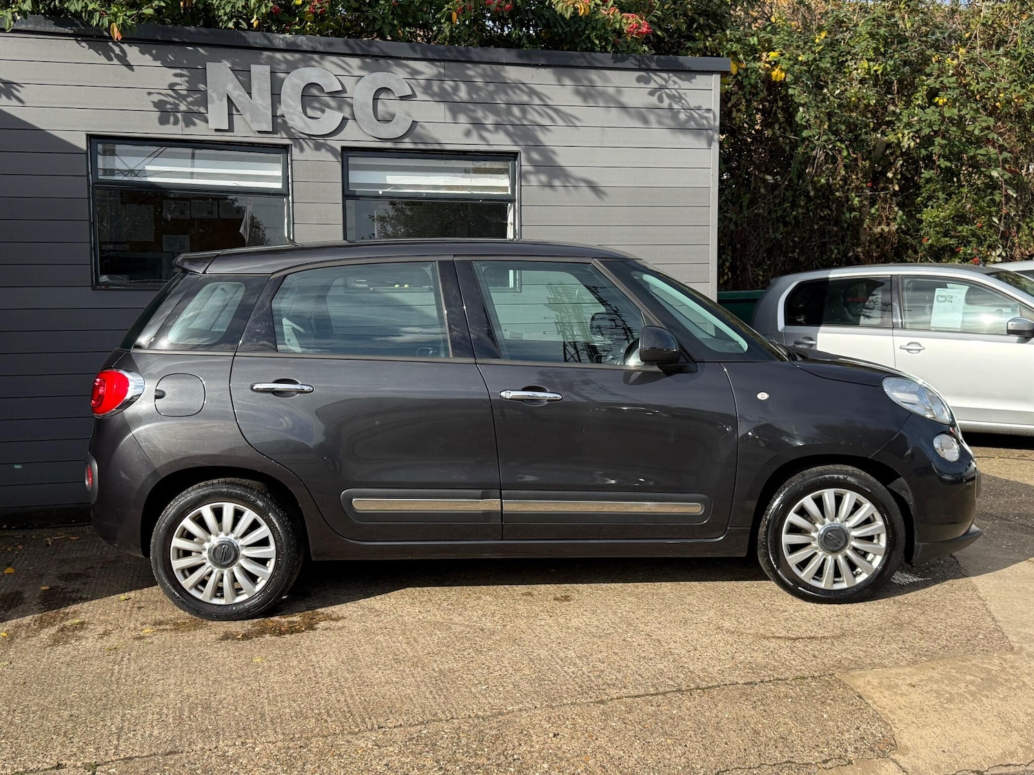 Used Fiat 500L 2013 for sale - 76270037: Photo 6