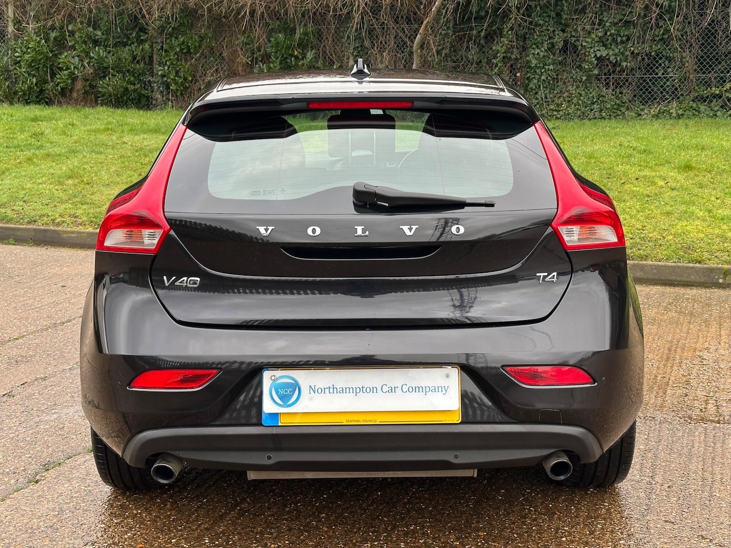 Used Volvo V40 2012 for sale - 77510512: Photo 11