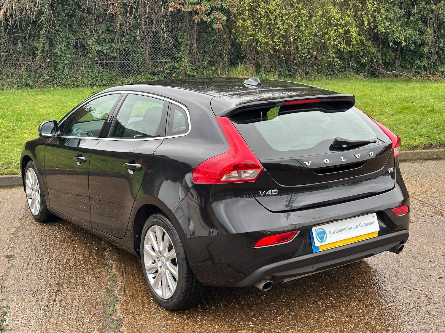 Used Volvo V40 2012 for sale - 77510512: Photo 12