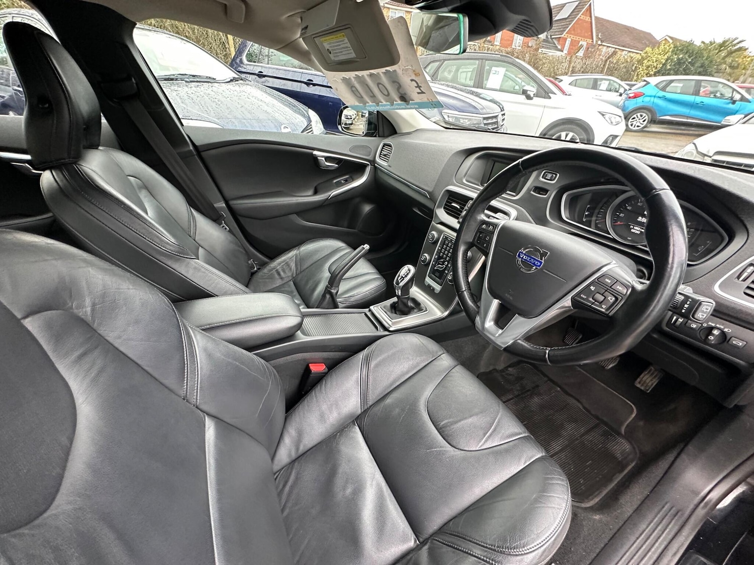 Used Volvo V40 2012 for sale - 77510512: Photo 21