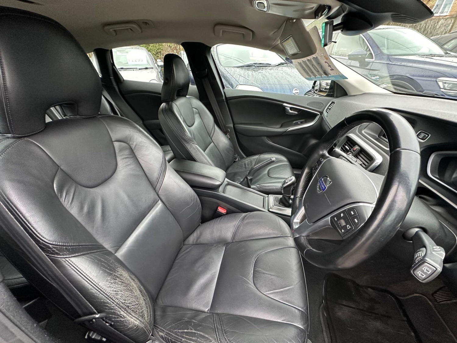 Used Volvo V40 2012 for sale - 77510512: Photo 22