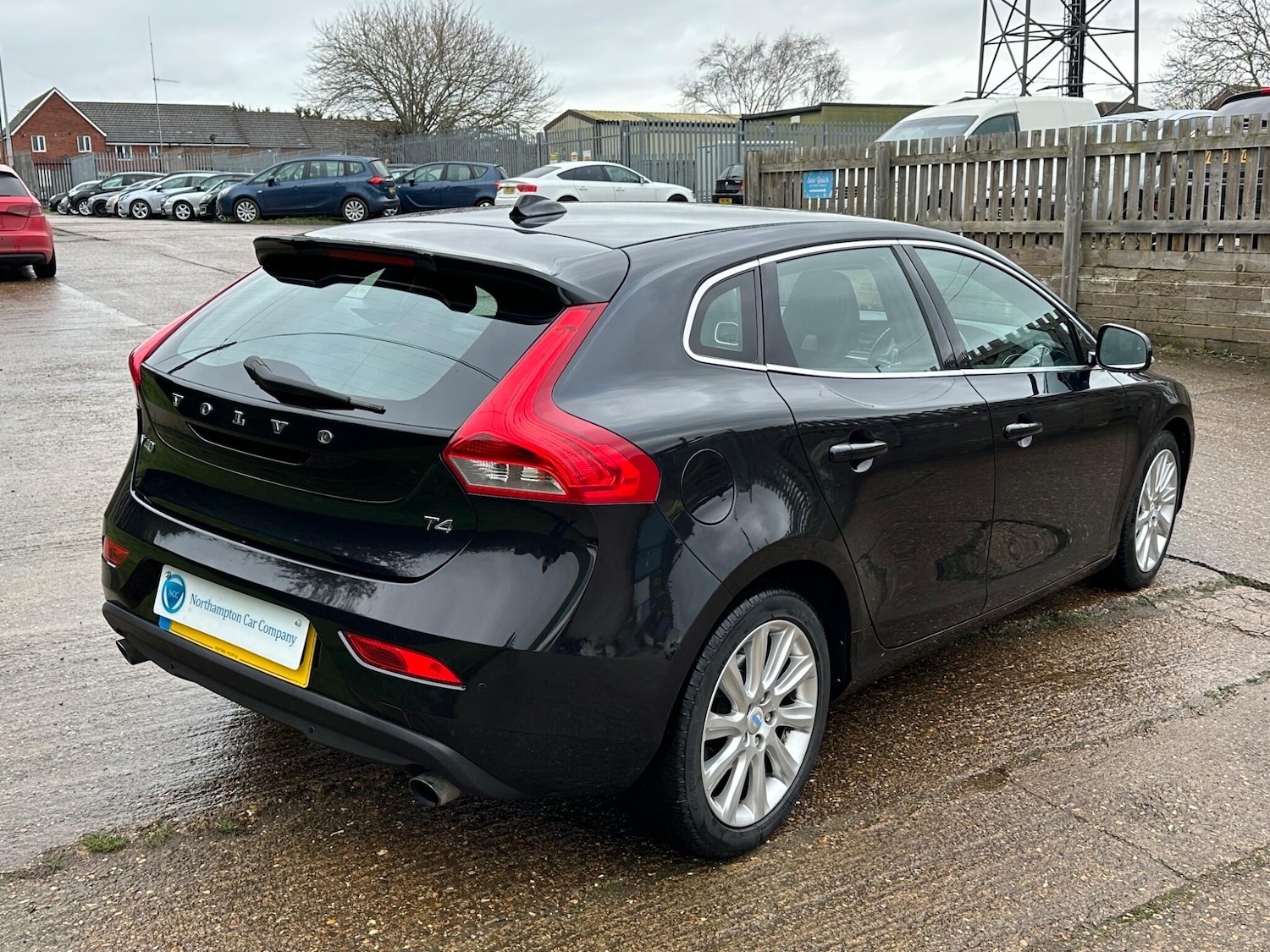 Used Volvo V40 2012 for sale - 77510512: Photo 8