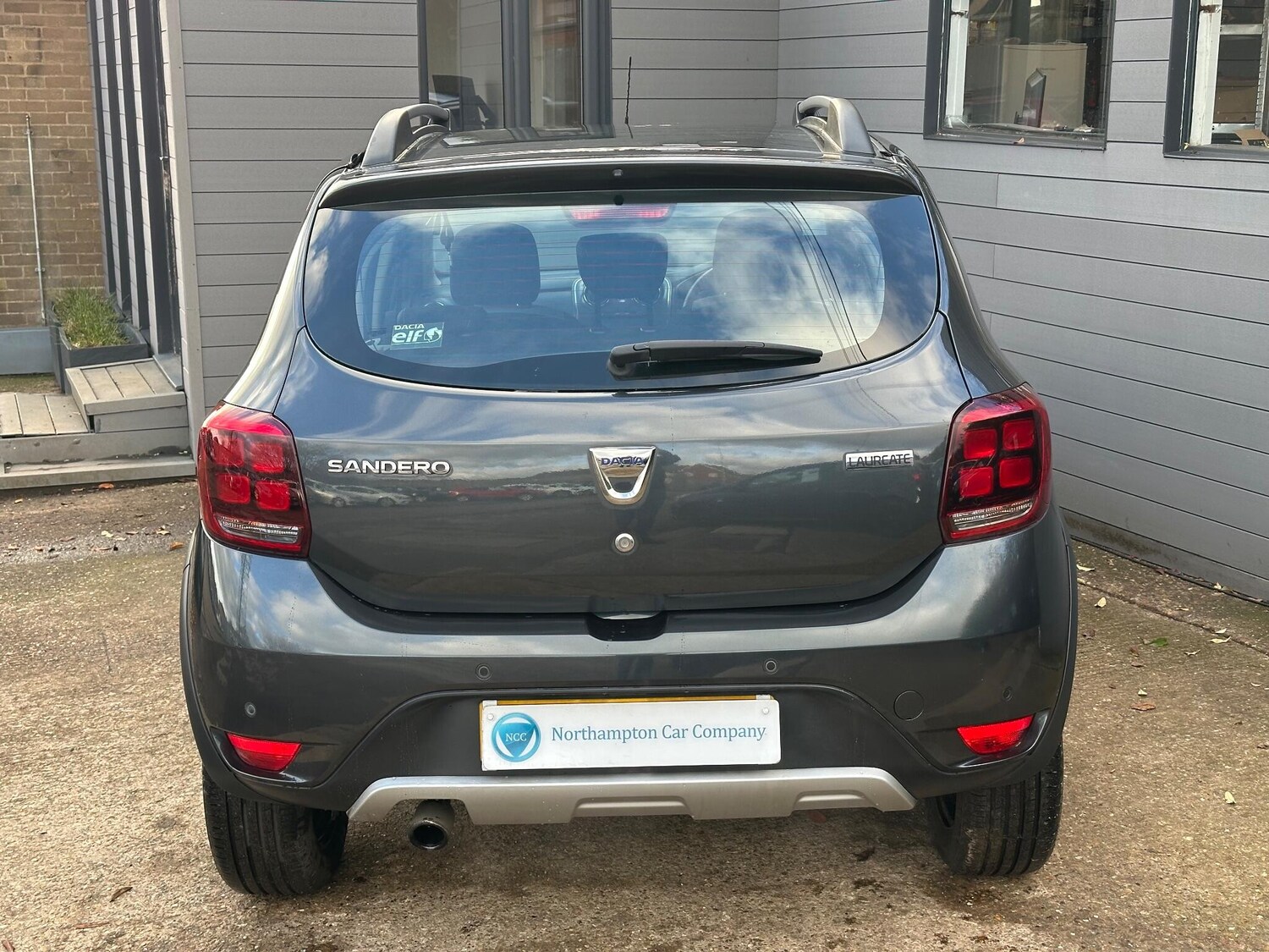Used Dacia Sandero Stepway 2018 for sale - 76781080: Photo 11