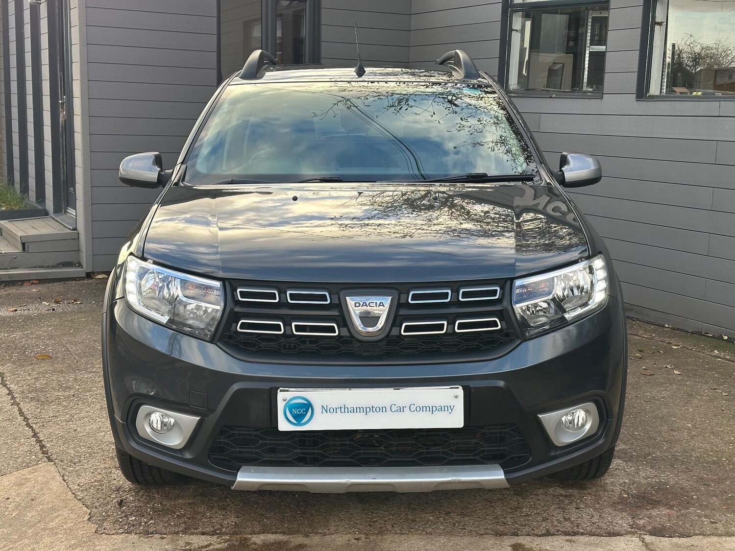 Used Dacia Sandero Stepway 2018 for sale - 76781080: Photo 19