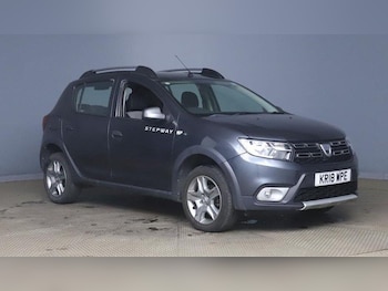 2018 (18) - 0.9 TCe Laureate Euro 6 (s/s) 5dr