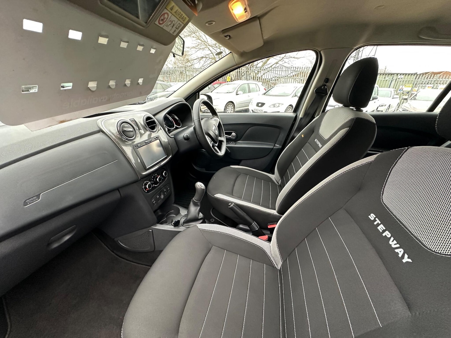 Used Dacia Sandero Stepway 2018 for sale - 76781080: Photo 23