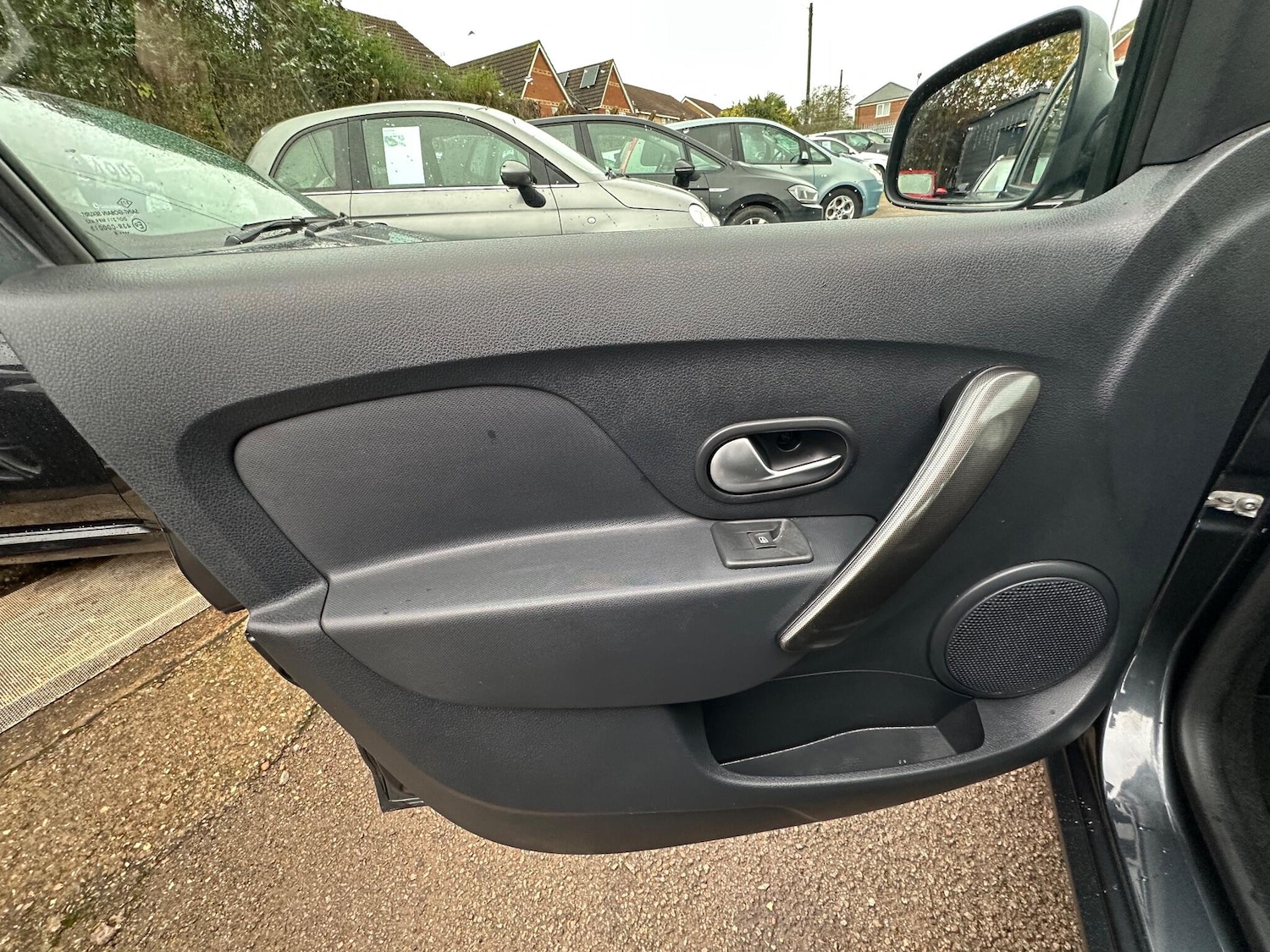 Used Dacia Sandero Stepway 2018 for sale - 76781080: Photo 28