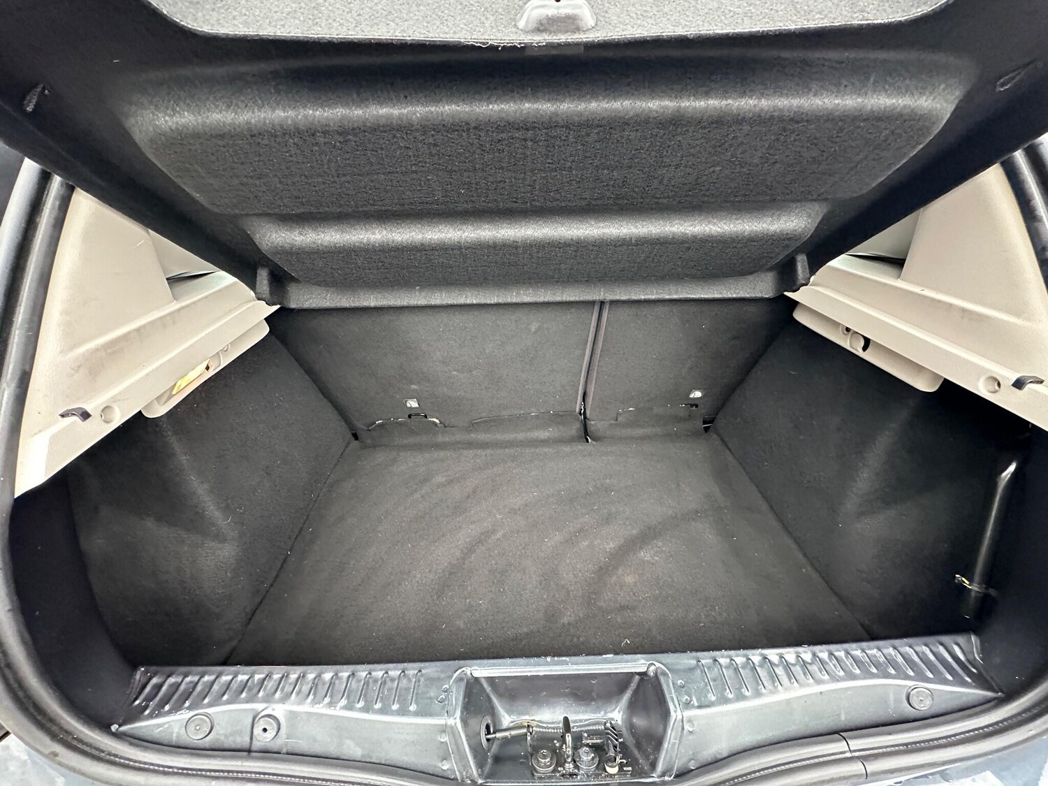 Used Dacia Sandero Stepway 2018 for sale - 76781080: Photo 31