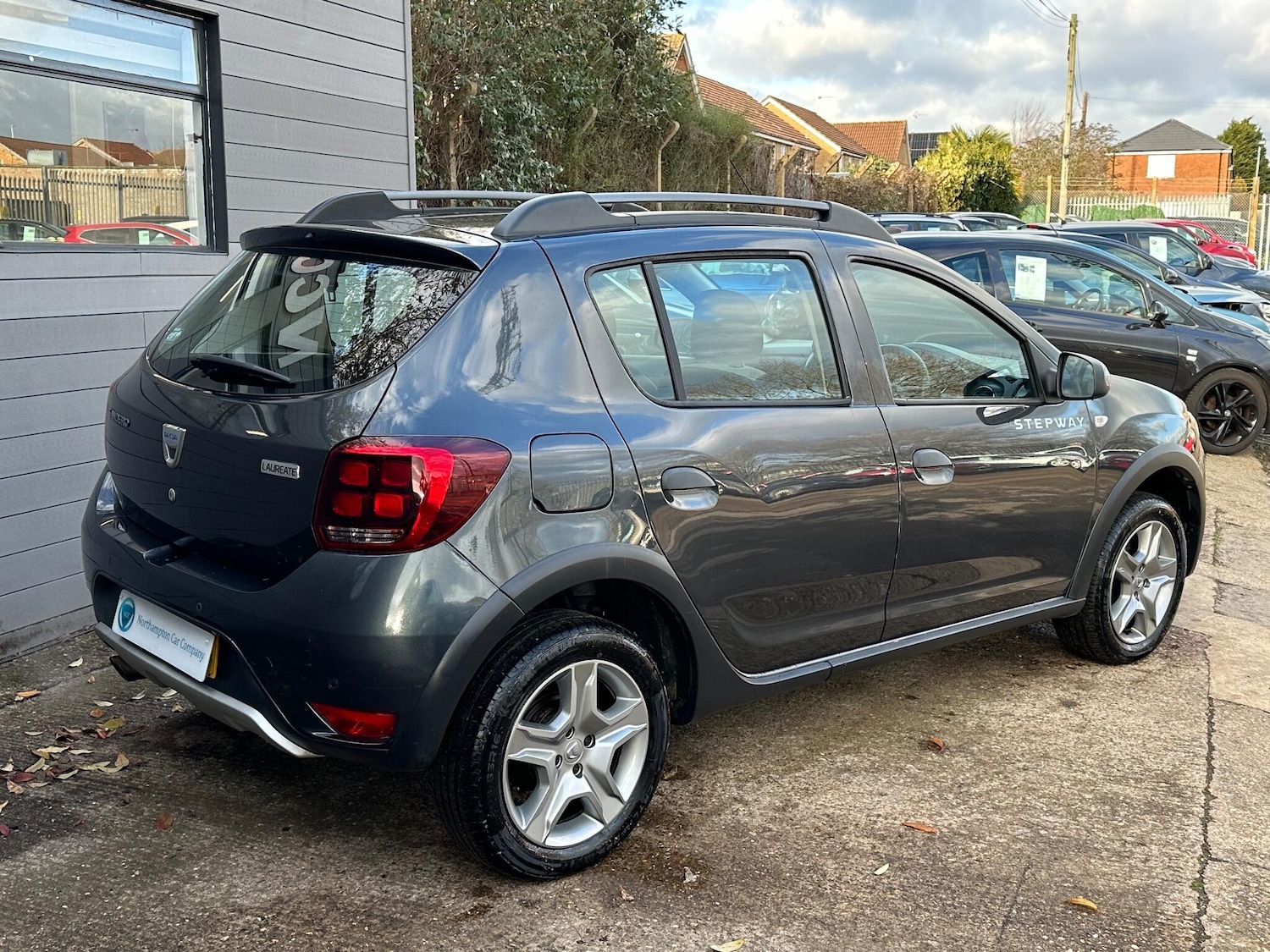 Used Dacia Sandero Stepway 2018 for sale - 76781080: Photo 8