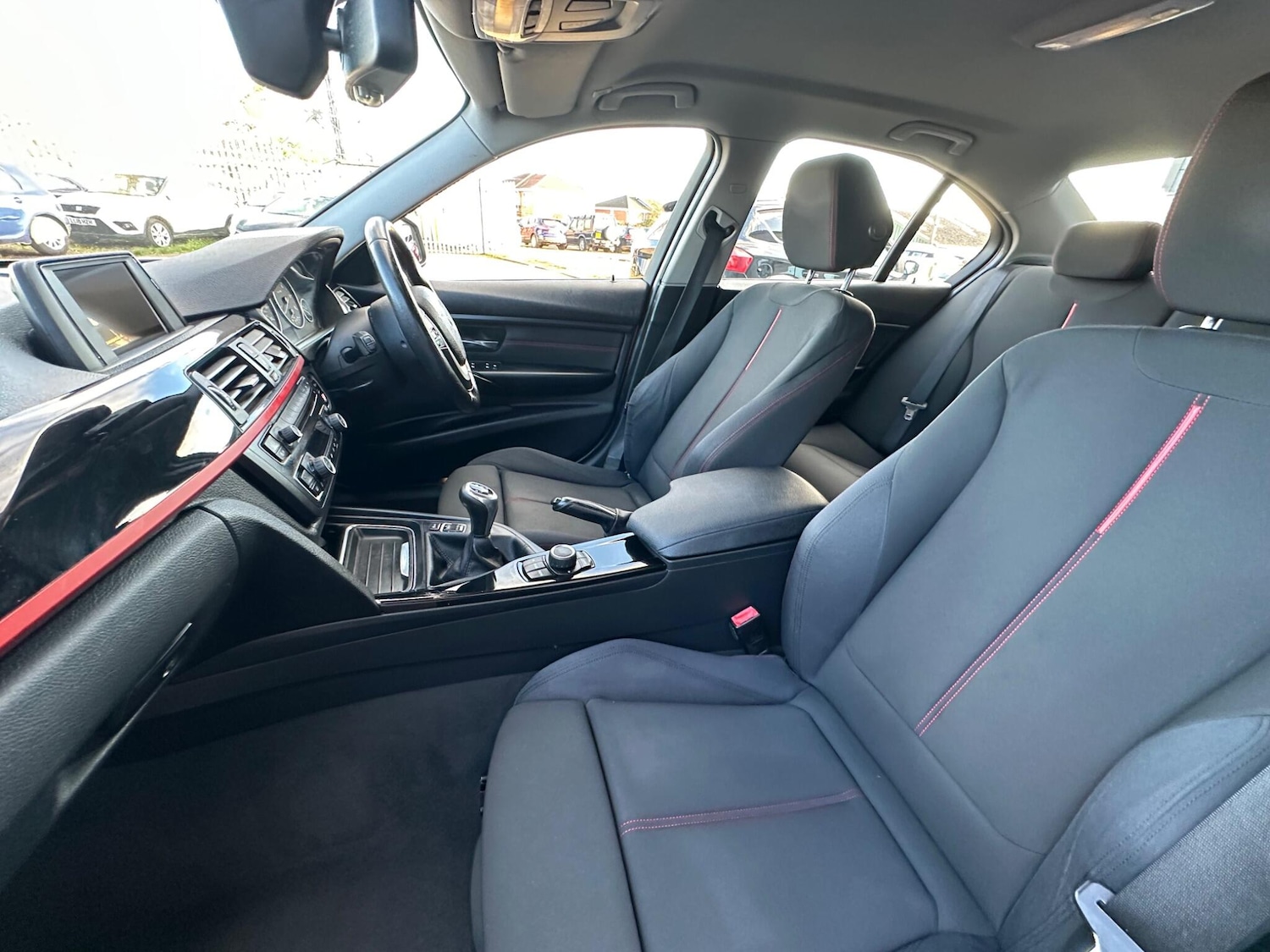 Used BMW 3 Series 2012 for sale - 77162811: Photo 24