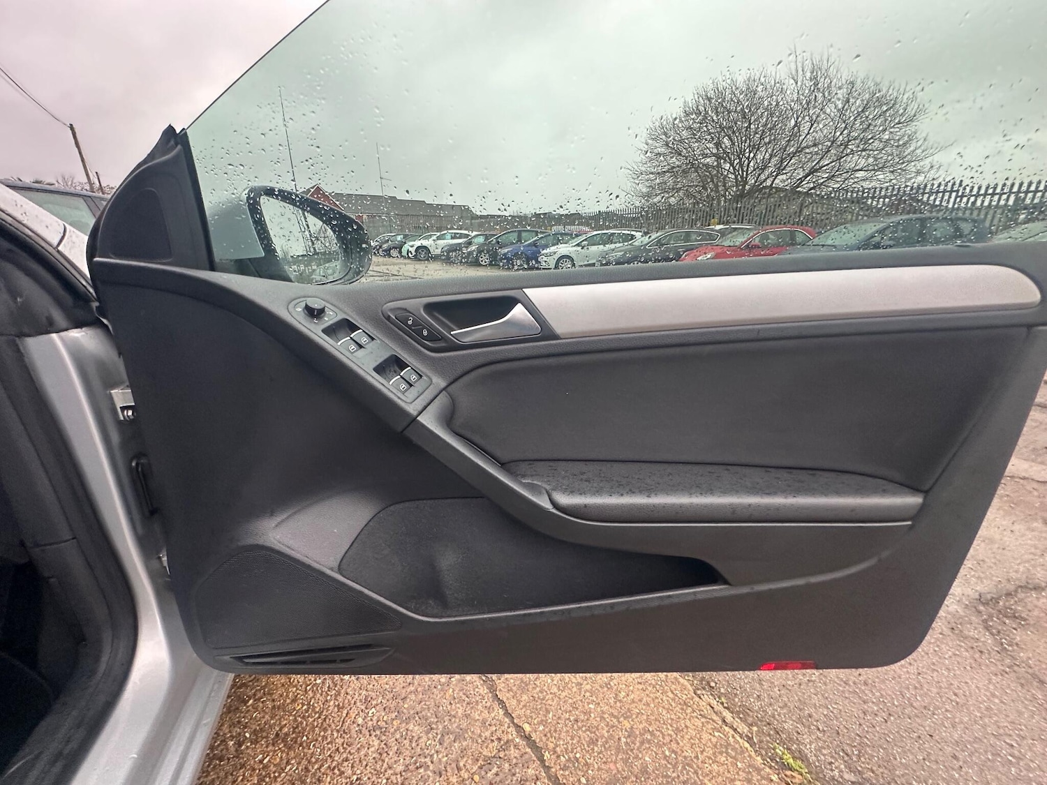 Used Volkswagen Golf 2012 for sale - 77387163: Photo 30