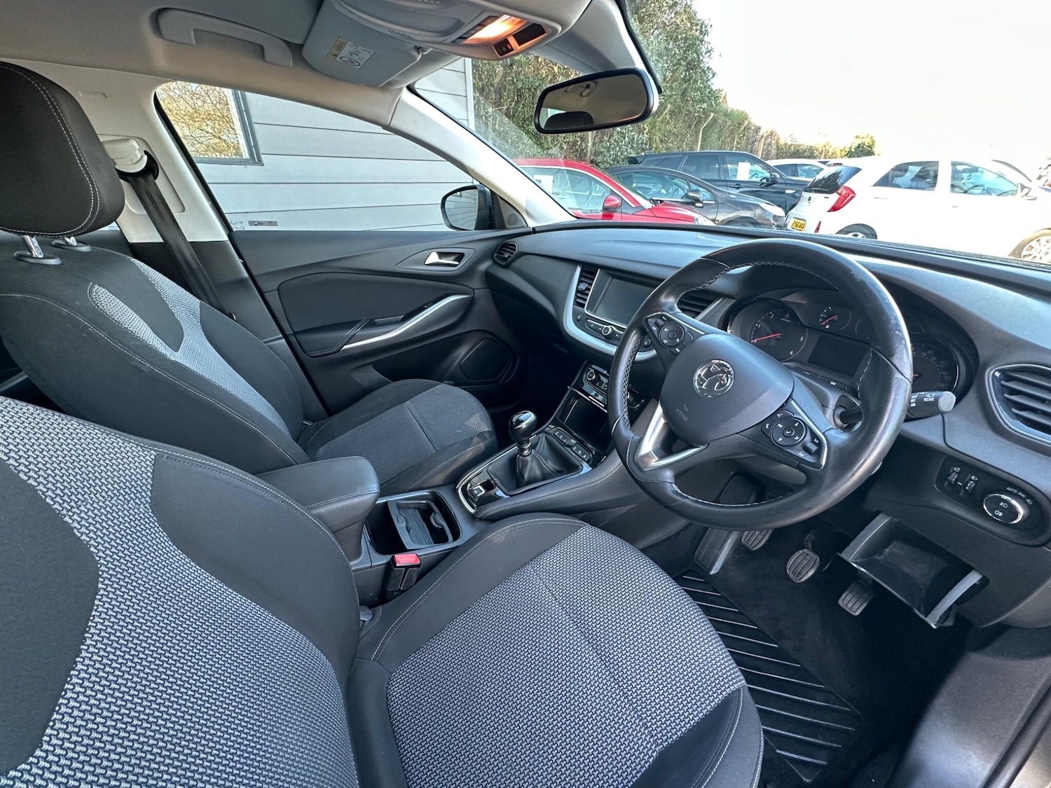 Used Vauxhall Grandland X 2018 for sale - 76633280: Photo 3