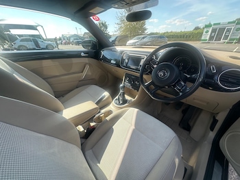 Used Volkswagen Beetle 2013 for sale - 79426335: Photo