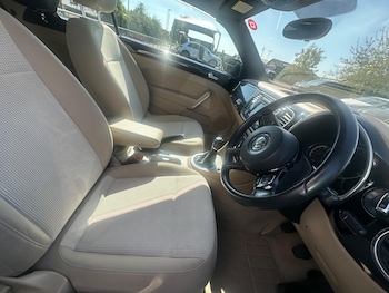 Used Volkswagen Beetle 2013 for sale - 79426335: Photo