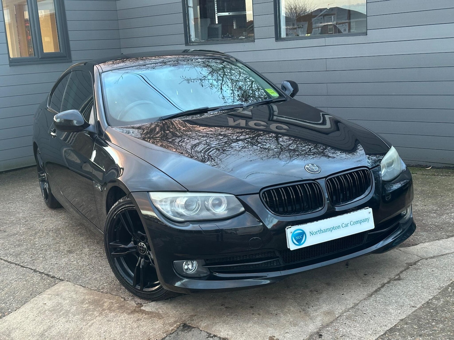 Used BMW 3 Series 2010 for sale - 77351336: Photo 1