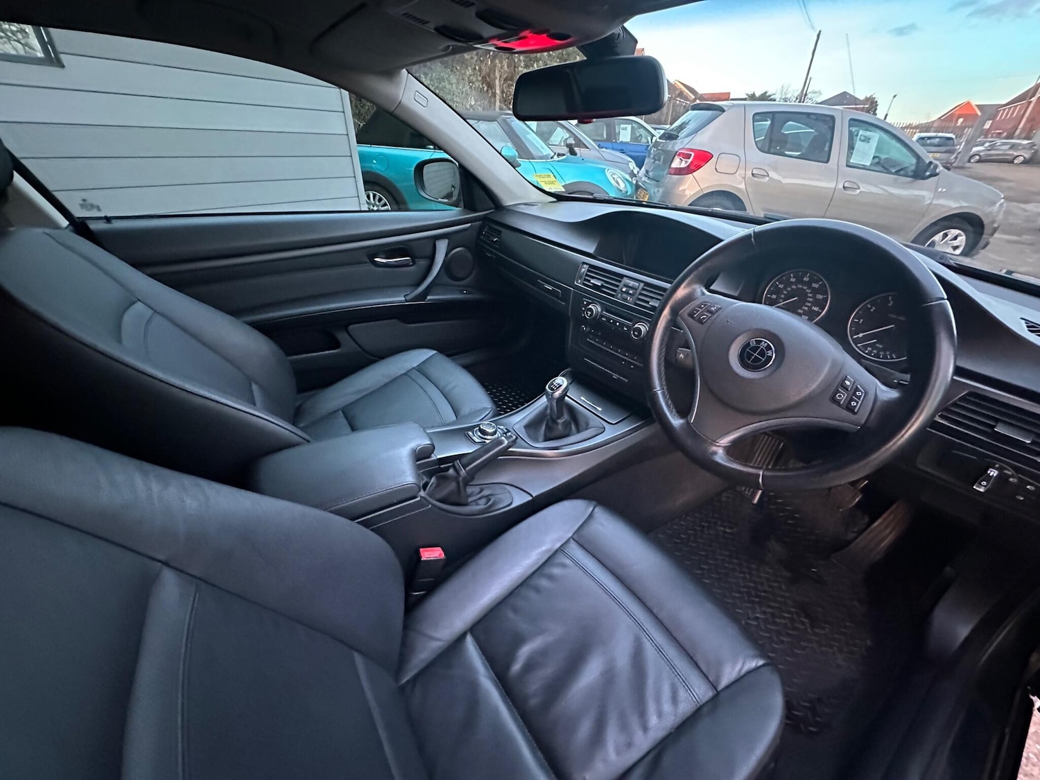 Used BMW 3 Series 2010 for sale - 77351336: Photo 3